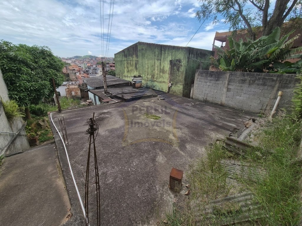 Terreno para Venda no bairro Jardim Luzitano em Mauá