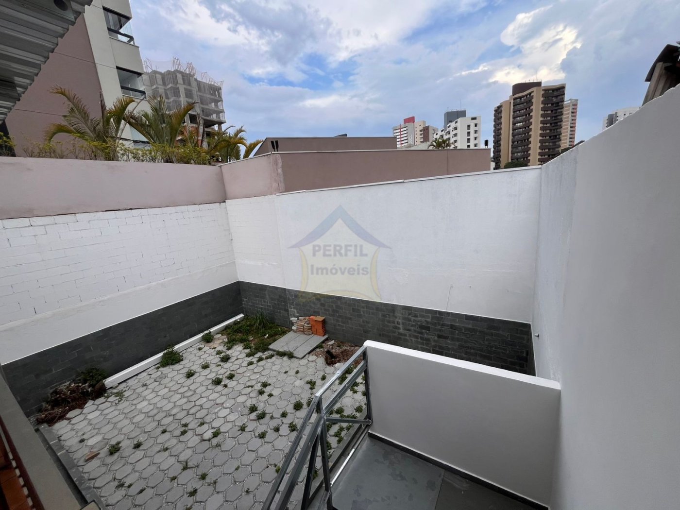 Sobrado 3 quartos para Venda no bairro Vila Assunção em Santo André