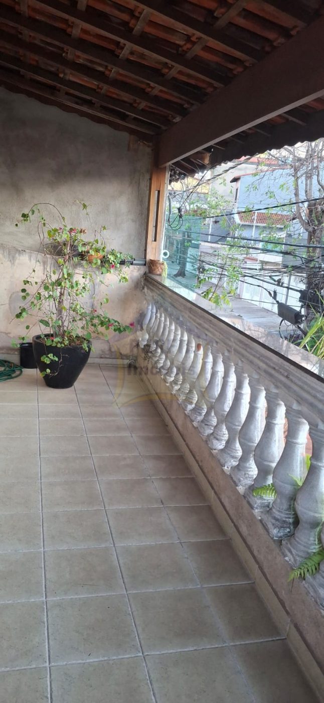 Sobrado 5 quartos para Venda no bairro Vila Camilópolis em Santo André
