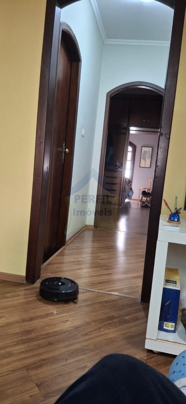 Sobrado 5 quartos para Venda no bairro Vila Camilópolis em Santo André