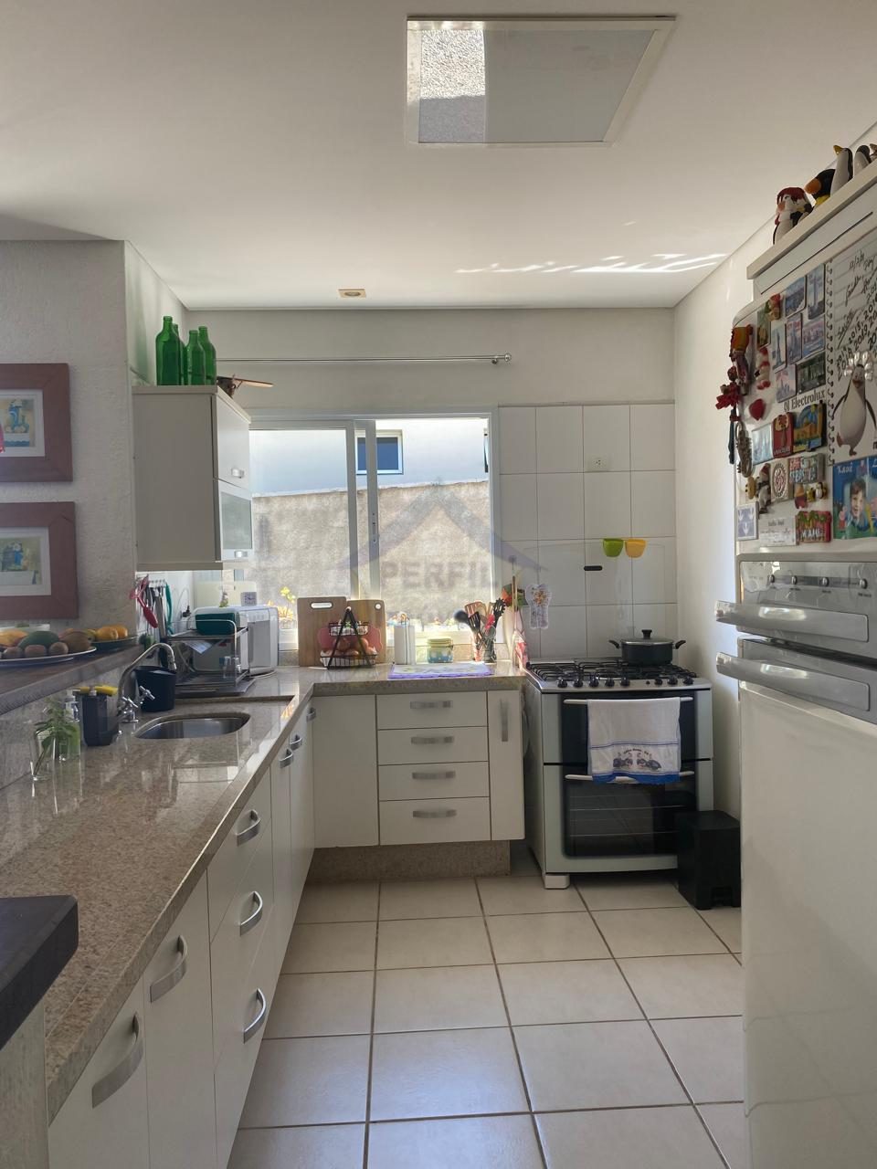 Casa 3 quartos para Venda no bairro Terras de Santa Cruz em Itatiba